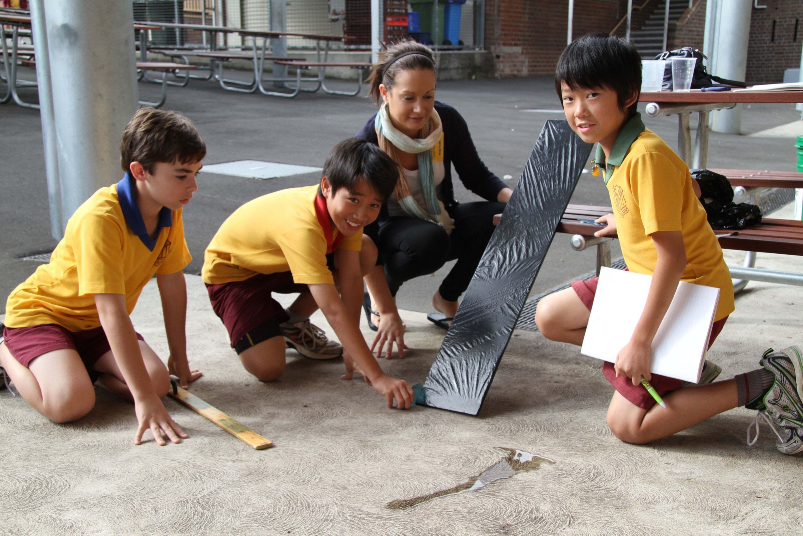 Dr Anne Forbes with students during a MyScience investigation